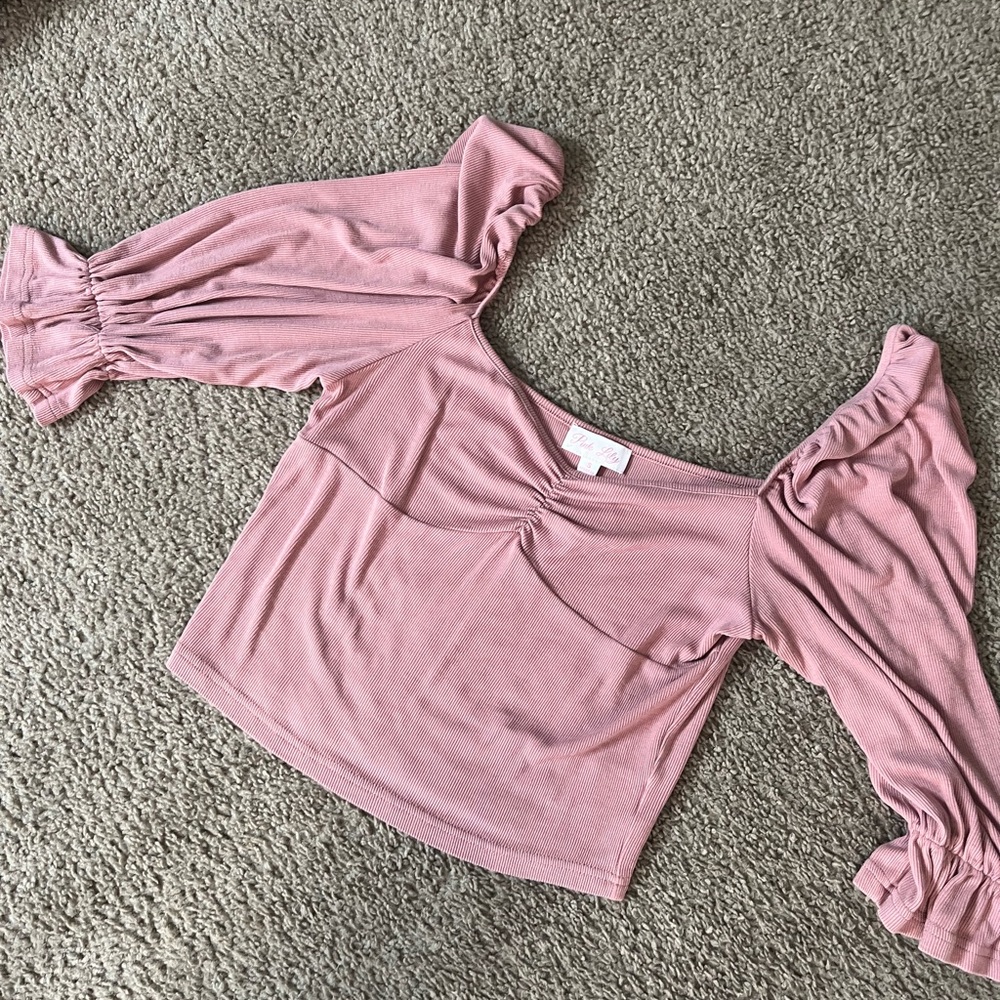 Elegant Mauve Off-Shoulder Women's Top size small